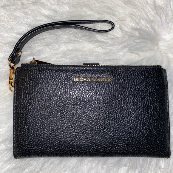 Michael Kors Adele Leather Smartphone Wallet in Black - Picture 1 of 14
